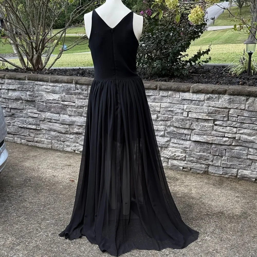 Dress the Population this stunning